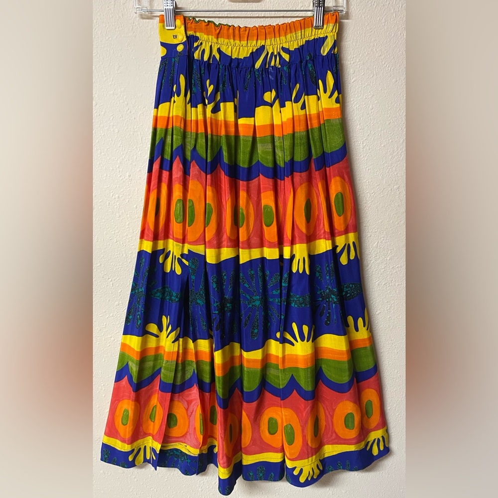 Dorothy Schoelen (Platinum Petites) Colorful A-Line Skirt with Bold Patterns!